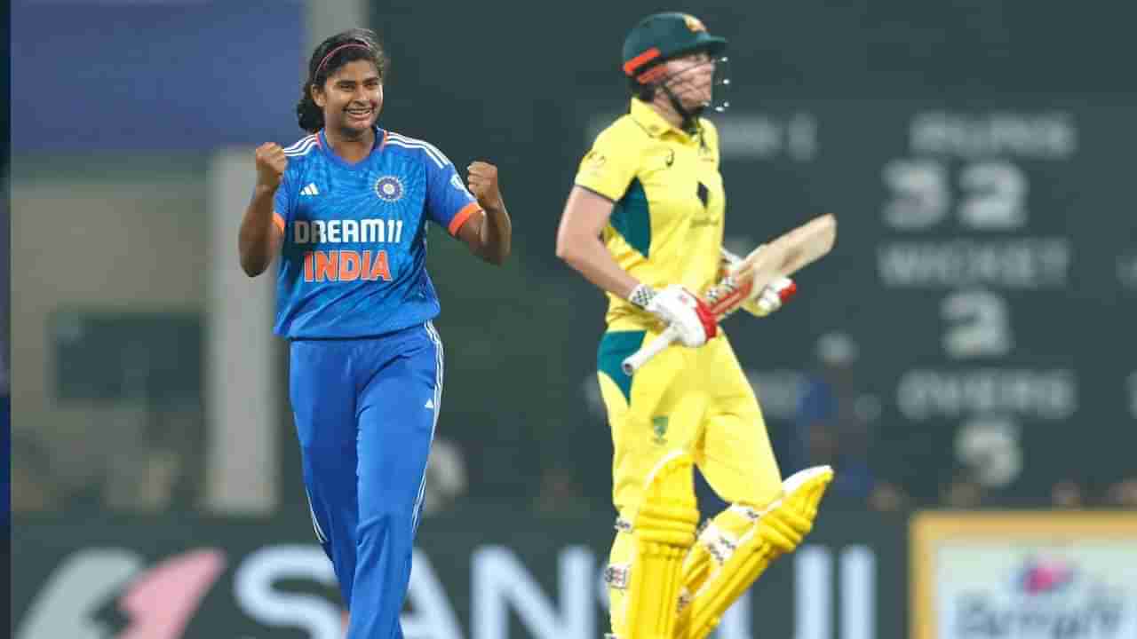 INDW vs AUSW T20: ऑस्ट्रेलियानं भारतासमोर ठेवलं 142 धावांचं आव्हान, टीम इंडियाच्या कामगिरीकडे लक्ष