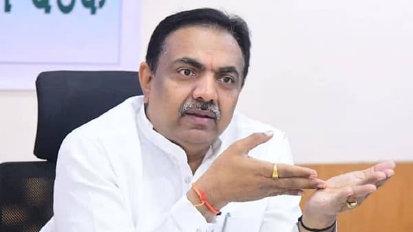तरुणांच्या स्वप्नाला लागला सुरुंग, पुरावे कसले मागता, जयंत पाटील यांनी घेतला समाचार