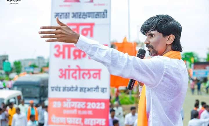 जरांगे पाटील यांच्या सर्व मागण्या मान्य, सरकारने केली घोषणा, जरांगे म्हणाले... जरांगे पाटील यांच्या सर्व मागण्या मान्य, सरकारने केली घोषणा, जरांगे म्हणाले...