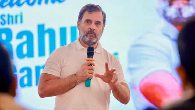 मोठी बातमी : 55 वर्षे माझ्या कुटुंबाचं काँग्रेससोबतचं नातं, एक अध्याय संपतोय; काँग्रेस नेत्याचा राजीनामा