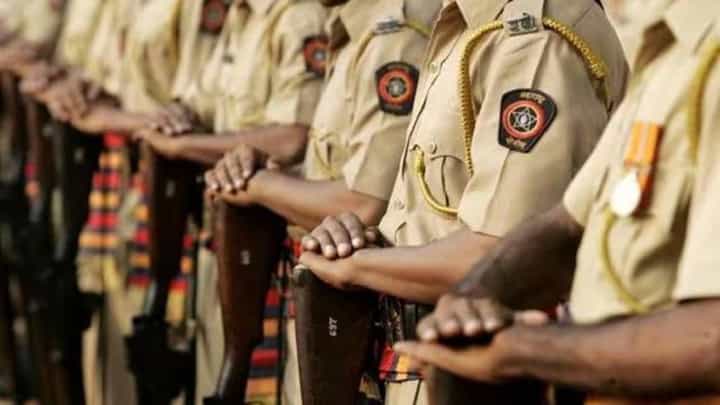 Police Recruitment 2024 : पोलीस भरतीची तयारी करणाऱ्यांसाठी मोठी बातमी, राज्यभरात आजपासून... Police Recruitment 2024 : पोलीस भरतीची तयारी करणाऱ्यांसाठी मोठी बातमी, राज्यभरात आजपासून...