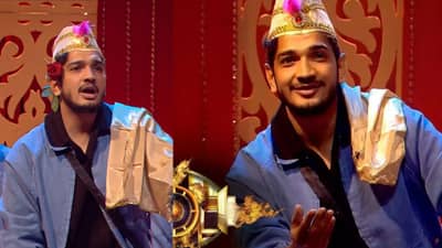 हम तो कमबख्त इश्क..., मनातल्या कोपऱ्यात दडून राहिलेल्या आठवणी आणि मुनव्वर फारुकी याच्या शायरी