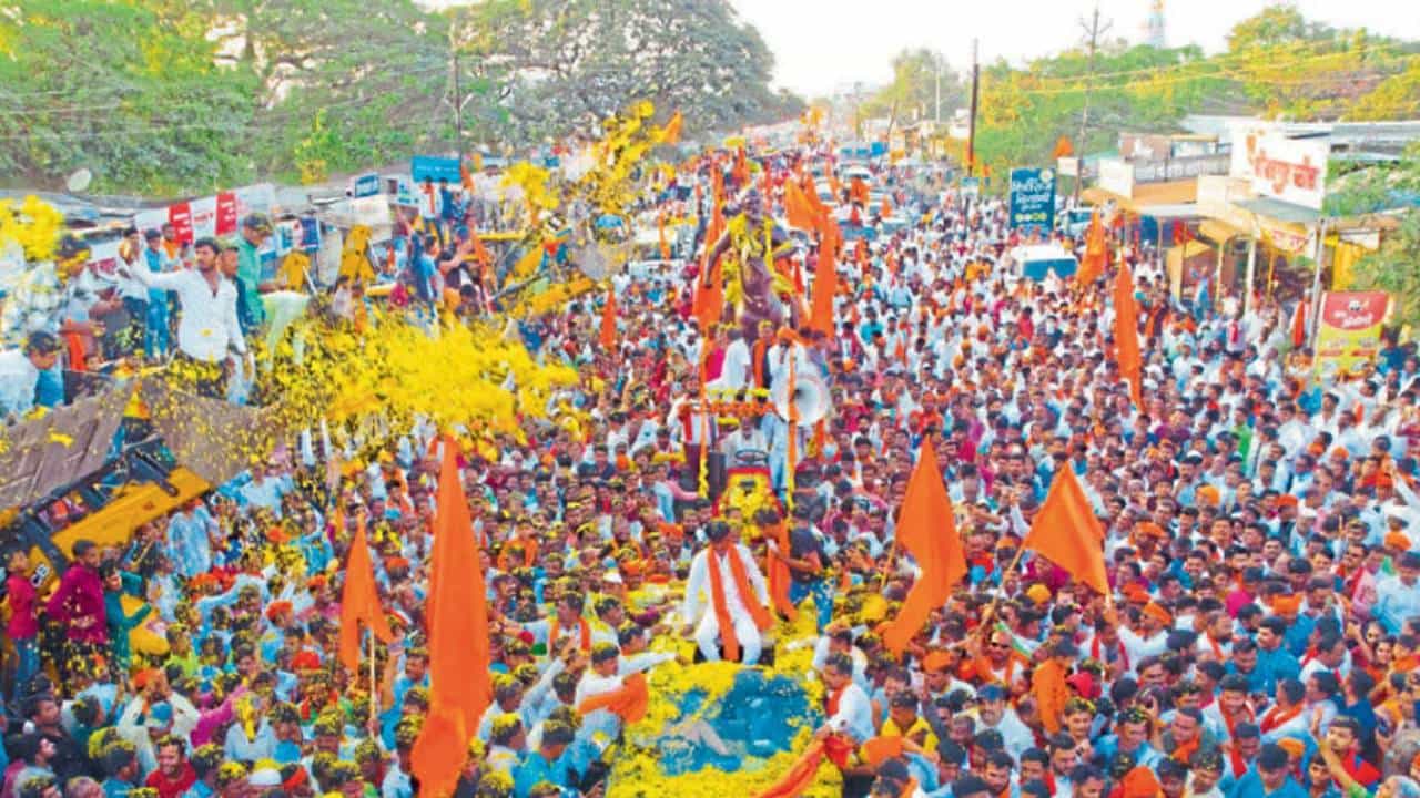 भगवं वादळ मुंबईच्या तोंडावर... दोन दिवसात मायानगरीत आवाज मराठ्यांचाच... मोर्चा कुठपर्यंत आलाय?