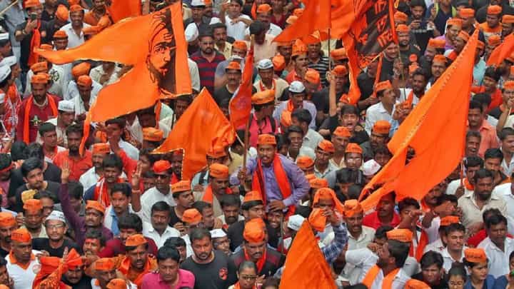 मनोज जरांगे पाटील आपल्या पायी मोर्च्याचा पुण्यातील मार्ग बदलणार? पोलिसांची विनंती काय? मनोज जरांगे पाटील आपल्या पायी मोर्च्याचा पुण्यातील मार्ग बदलणार? पोलिसांची विनंती काय?