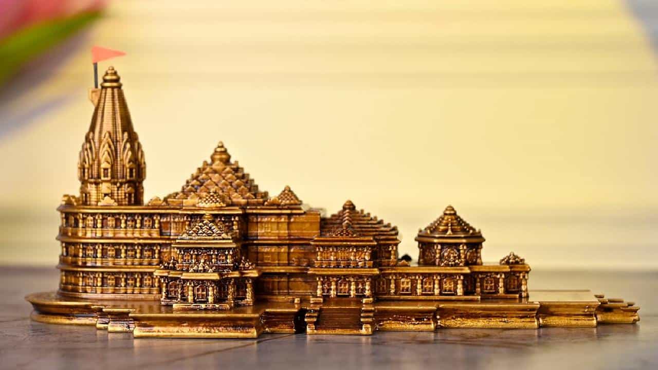 Ayodhya Ram Mandir : कसं असणार अयोध्येतील रामलल्लाचं भव्य मंदिर? मॉडेलच्या माध्यमातून जाणून घ्या खास वैशिष्ट्य