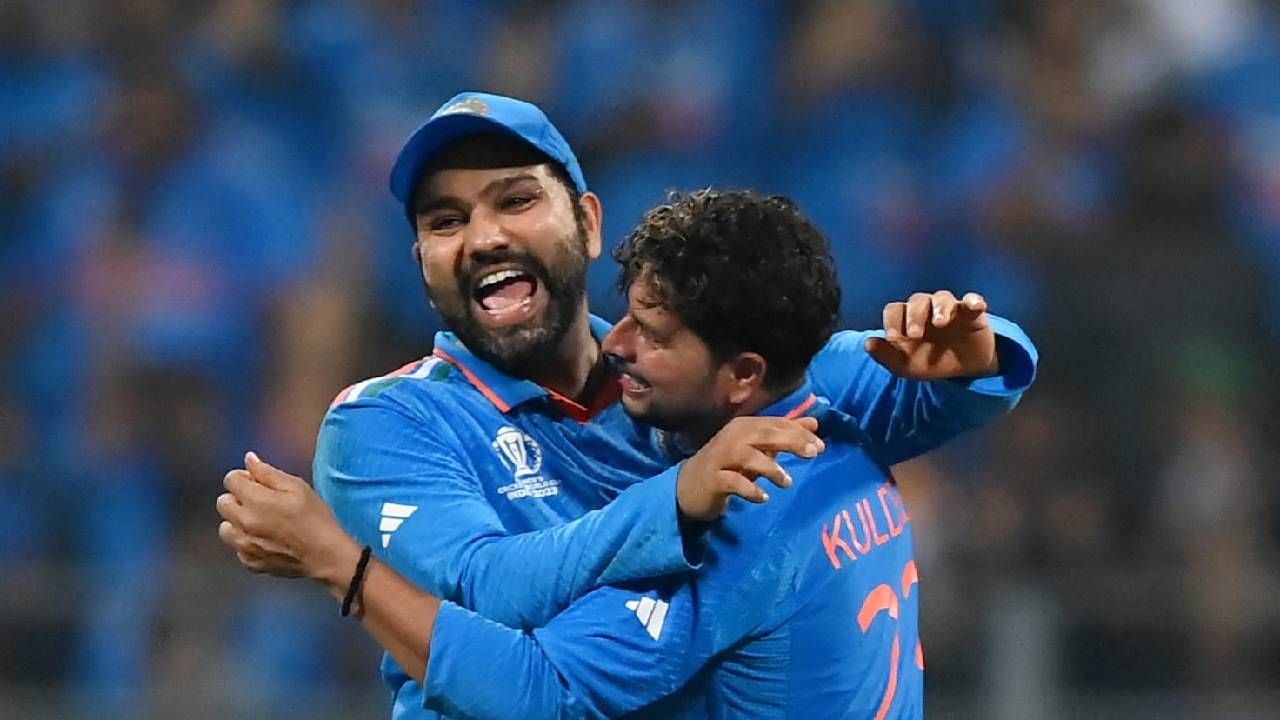 वनडे संघाचं नेतृत्व रोहित शर्माकडे, तर ओपनिंगसाठी गिलला पंसती; कसा आहे संघ ते समजून घ्या वनडे संघाचं नेतृत्व रोहित शर्माकडे, तर ओपनिंगसाठी गिलला पंसती; कसा आहे संघ ते समजून घ्या