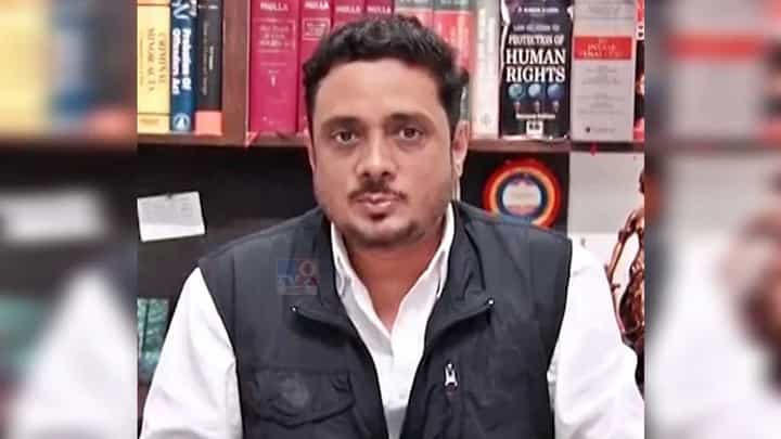 असीम सरोदे यांना उद्धव ठाकरेंनी महापालिका आणि विधानसभेचं तिकीट द्यावं असीम सरोदे यांना उद्धव ठाकरेंनी महापालिका आणि विधानसभेचं तिकीट द्यावं