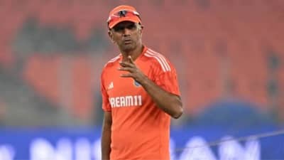 IND vs SA | पहिल्या कसोटीतील पराभवानंतर राहुल द्रविड Action मोडमध्ये, कुठल्या दोन प्लेयरना दिला खास गुरूमंत्र?