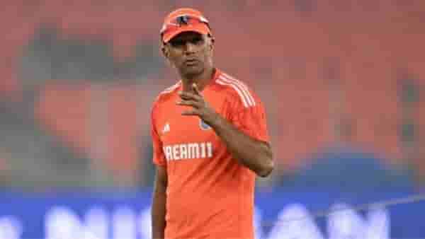 IND vs SA | पहिल्या कसोटीतील पराभवानंतर राहुल द्रविड Action मोडमध्ये, कुठल्या दोन प्लेयरना दिला खास गुरूमंत्र?