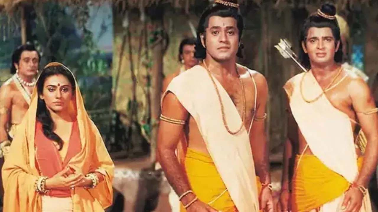 37 वर्षांपूर्वी 'रामायण' मालिकेच्या निर्मात्यांना का चढावी लागली कोर्टाची पायरी? रामानंद सागर यांच्या मुलाकडून खुलासा