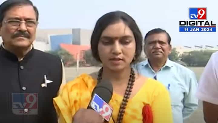 अयोध्येत रामनामाची शपथ अन् रामेश्वरमच्या दिशेने प्रवास, शिप्राची पदयात्रा नागपुरात दाखल अयोध्येत रामनामाची शपथ अन् रामेश्वरमच्या दिशेने प्रवास, शिप्राची पदयात्रा नागपुरात दाखल