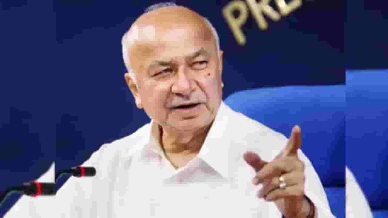 'प्रणितीला पक्षात घेण्यासाठी भाजपनं...', माजी मुख्यमंत्री सुशील कुमार शिंदेंचं मोठं विधान