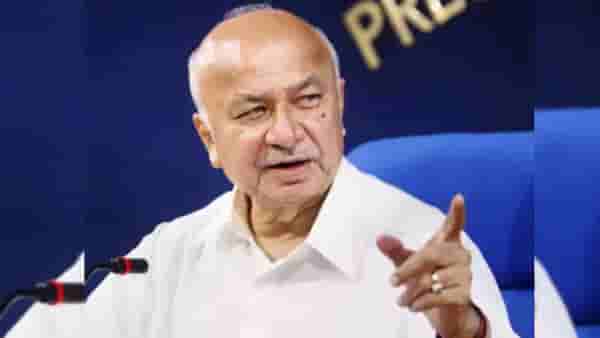 ‘प्रणितीला पक्षात घेण्यासाठी भाजपनं…’, माजी मुख्यमंत्री सुशील कुमार शिंदेंचं मोठं विधान