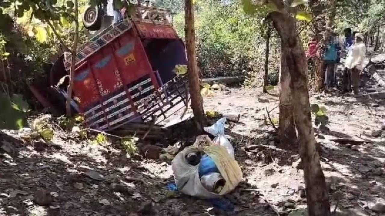 Accident | नवस राहिला अपूर्ण, यवतमाळ जिल्ह्यात भीषण अपघातात पाच भाविक ठार