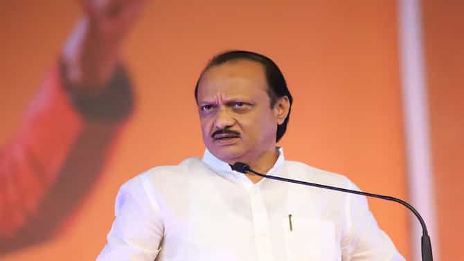 मुख्यमंत्रीपदाबाबत अजित पवार स्पष्टच बोलले, कार्यकर्त्यांना दिला महत्वाचा सल्ला