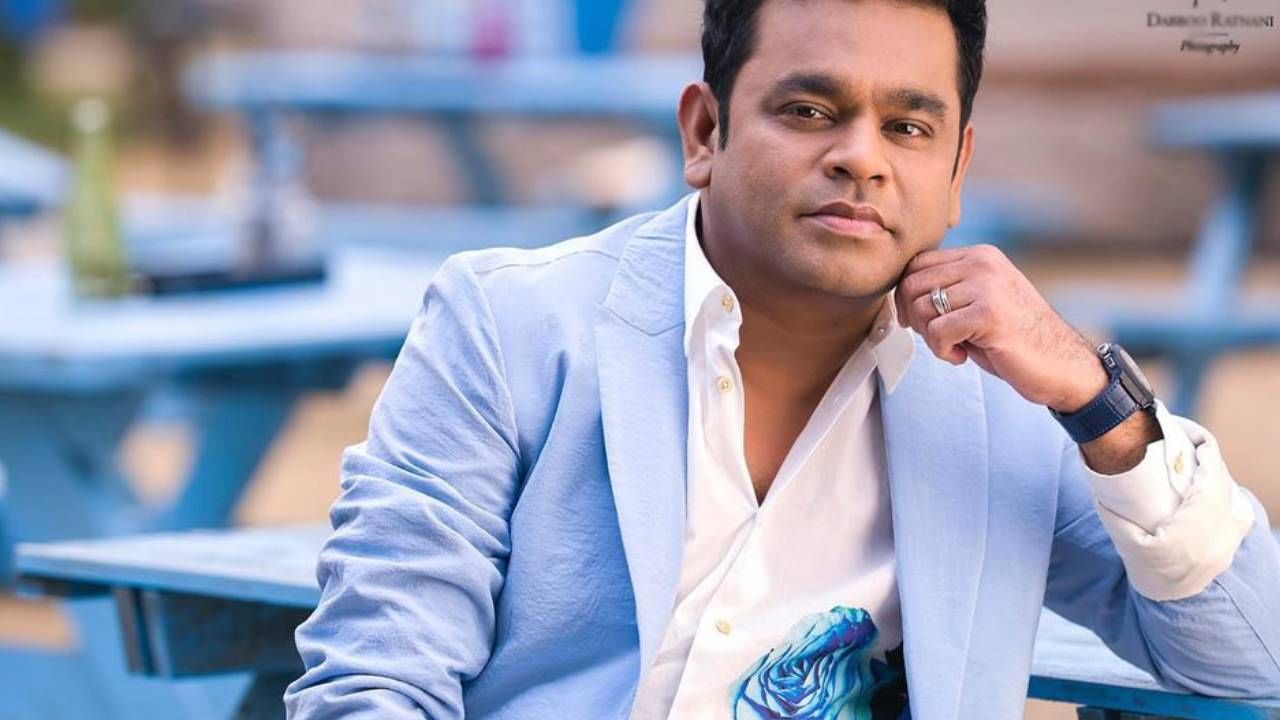 हिंदू कुटुंबात जन्मलेल्या A.R. Rahman ने का स्वीकारला इस्लाम धर्म ? नाव बदलण्याचं कारण काय ? हिंदू कुटुंबात जन्मलेल्या A.R. Rahman ने का स्वीकारला इस्लाम धर्म ? नाव बदलण्याचं कारण काय ?