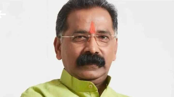... आता पुरे, जी कारवाई करायची ती करा; राजन साळवी यांचा थेट इशारा ... आता पुरे, जी कारवाई करायची ती करा; राजन साळवी यांचा थेट इशारा