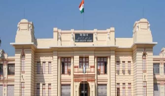 मुख्यमंत्री उद्याच देणार राजीनामा, बिहार सचिवालयाची उद्याची सुट्टी रद्द