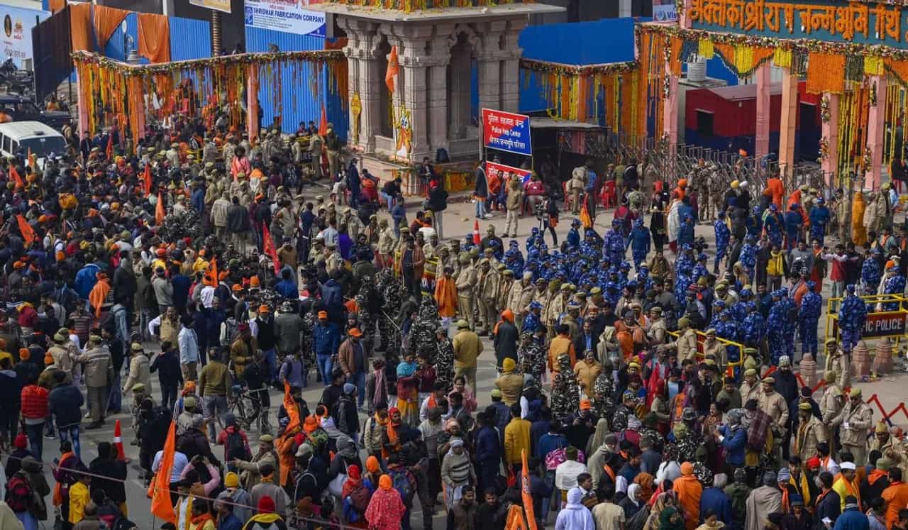 Ram Mandir Time : अयोध्येला जाताय तर जाणून घ्या दर्शन आणि आरतीची वेळ