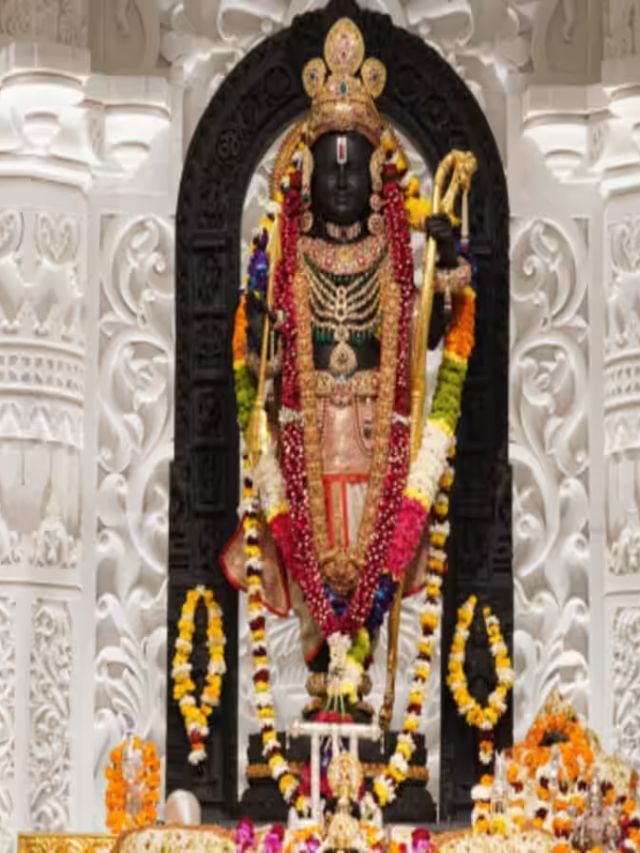 राम मंदिरात भाविकांची गर्दी वाढल्यामुळे रामलल्लाची आरती आणि दर्शनाची वेळ ट्रस्टकडून निश्चित करण्यात आली आहे.