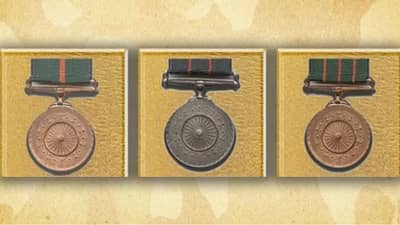 Republic Day 2024 | महाराष्ट्राच्या 4 पोलीस अधिकाऱ्यांना राष्ट्रपती पदक, 18 जवानांना शौर्य पदक