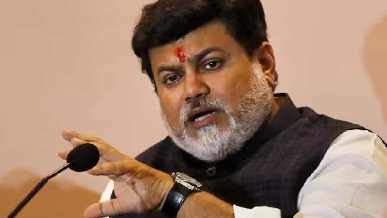 महायुतीचा तिढा सुटणार? लोकसभेच्या 48 जागांसंदर्भात उदय सामंत यांचं मोठं वक्तव्य