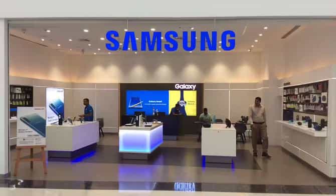 Samsung ने मुंबईत सुरु केलं आपलं पहिलं ऑनलाईन टू ऑफलाईन स्टोर