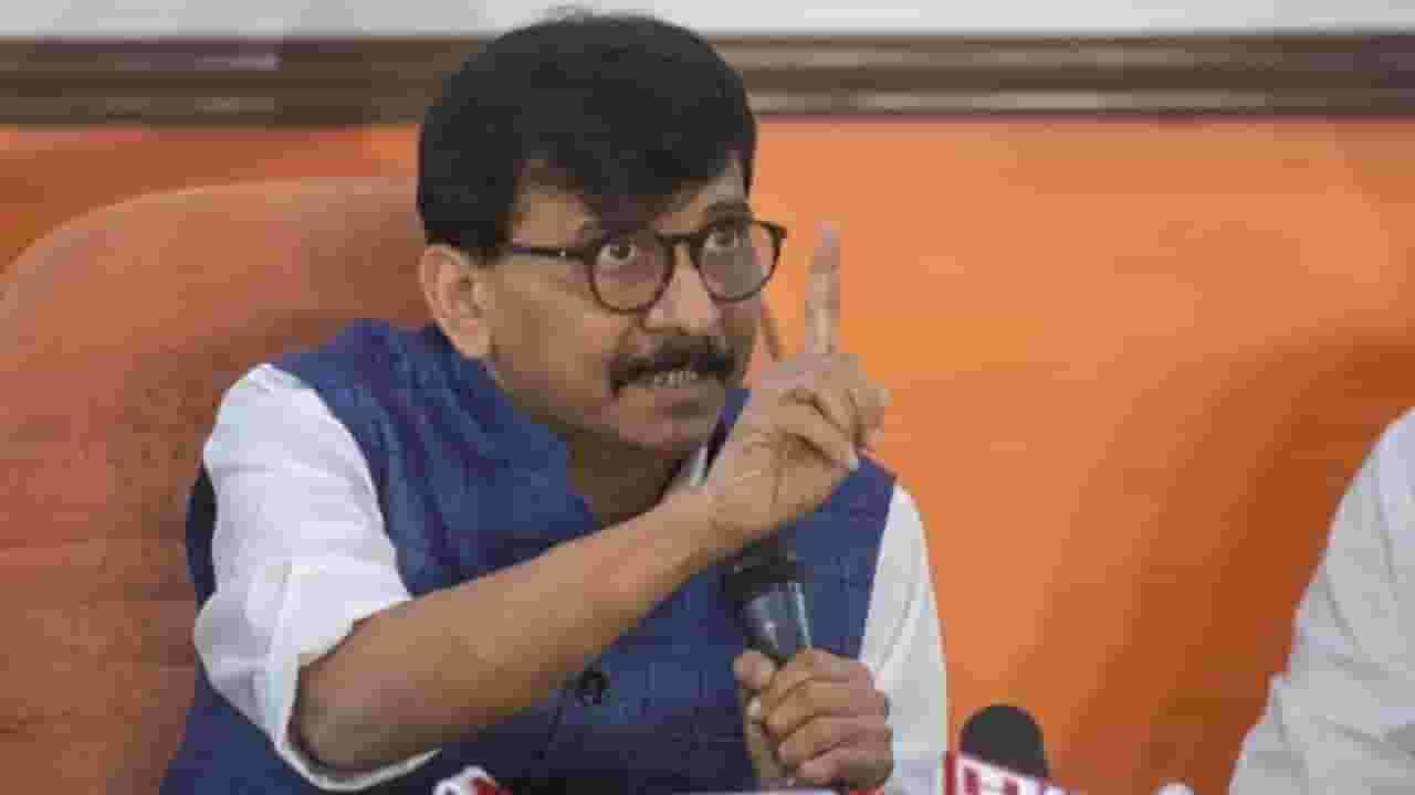 चोर आणि लफंग्यांच्या हातात शिवसेना... ठाकरेंच्या महापत्रकार परिषदेतून संजय राऊत यांचा हल्लाबोल काय?