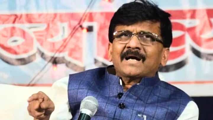 संजय राऊत यांना आता कोणी सीरिअस घेत नाही, सरकारमधील मंत्र्यानं उडवली खिल्ली संजय राऊत यांना आता कोणी सीरिअस घेत नाही, सरकारमधील मंत्र्यानं उडवली खिल्ली