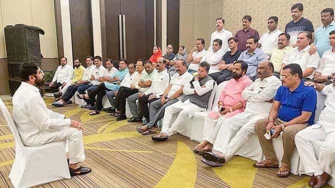 MLA Disqualification Result | एकनाथ शिंदेंचे सर्व आमदार पात्र, विधानसभा अध्यक्षांचा मोठा निकाल