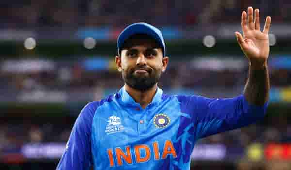 सूर्यकुमार यादवला मिळू शकतो ICC चा हा मोठा पुरस्कार, पाहा कोण आहेत स्पर्धेत