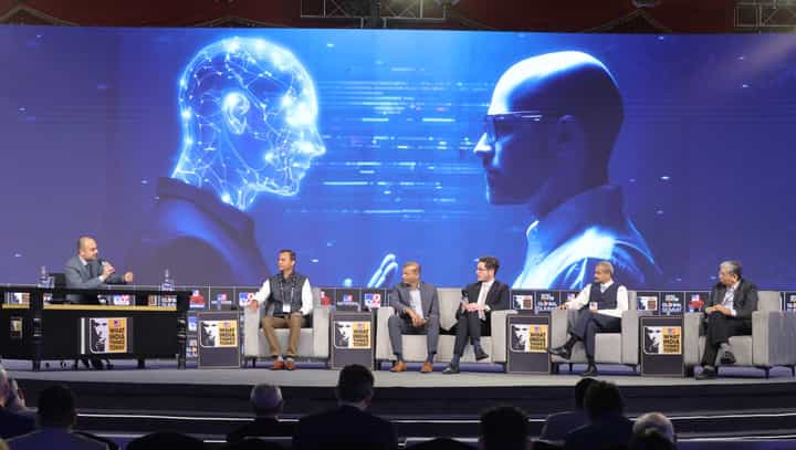 WITT Global Summit : देशात AI किती मोठे चॅलेंज? आर्टिफिशियल इंटेलिजेन्समुळे नोकऱ्या धोक्यात येणार? WITT Global Summit : देशात AI किती मोठे चॅलेंज? आर्टिफिशियल इंटेलिजेन्समुळे नोकऱ्या धोक्यात येणार?