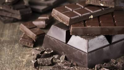 Chocolate Day 2024 : नात्यात गोडवा आणण्यासाठी जोडिदाराला द्या चॉकलेट डेच्या शुभेच्छा