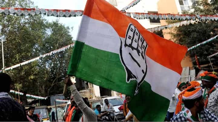 काँग्रेसकडून लोकसभा निवडणूक कोण लढणार? पहिली यादी जाहीर, ‘या’ 7 जणांना उमेदवारी काँग्रेसकडून लोकसभा निवडणूक कोण लढणार? पहिली यादी जाहीर, ‘या’ 7 जणांना उमेदवारी