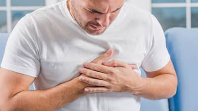 Word Cancer Day : किती धोकादायक असतो ह्रदयाचा कर्करोग, ही लक्षणे असल्यास लगेच व्हा सावध!