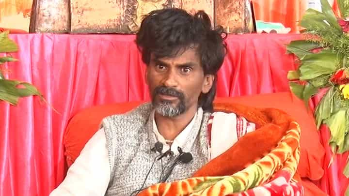 शेवट काय होणार, हे कळेल... मनोज जरांगे पाटील यांनी उपचार थांबवले अन् पुन्हा तीव्र उपोषण सुरू शेवट काय होणार, हे कळेल... मनोज जरांगे पाटील यांनी उपचार थांबवले अन् पुन्हा तीव्र उपोषण सुरू