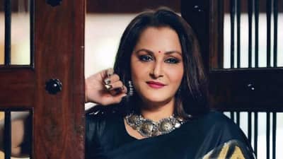 जया प्रदा कोणत्या प्रकरणात अडकल्या, ते प्रकरण कोणतं?, फरार होण्यापर्यंत असं काय घडलं?