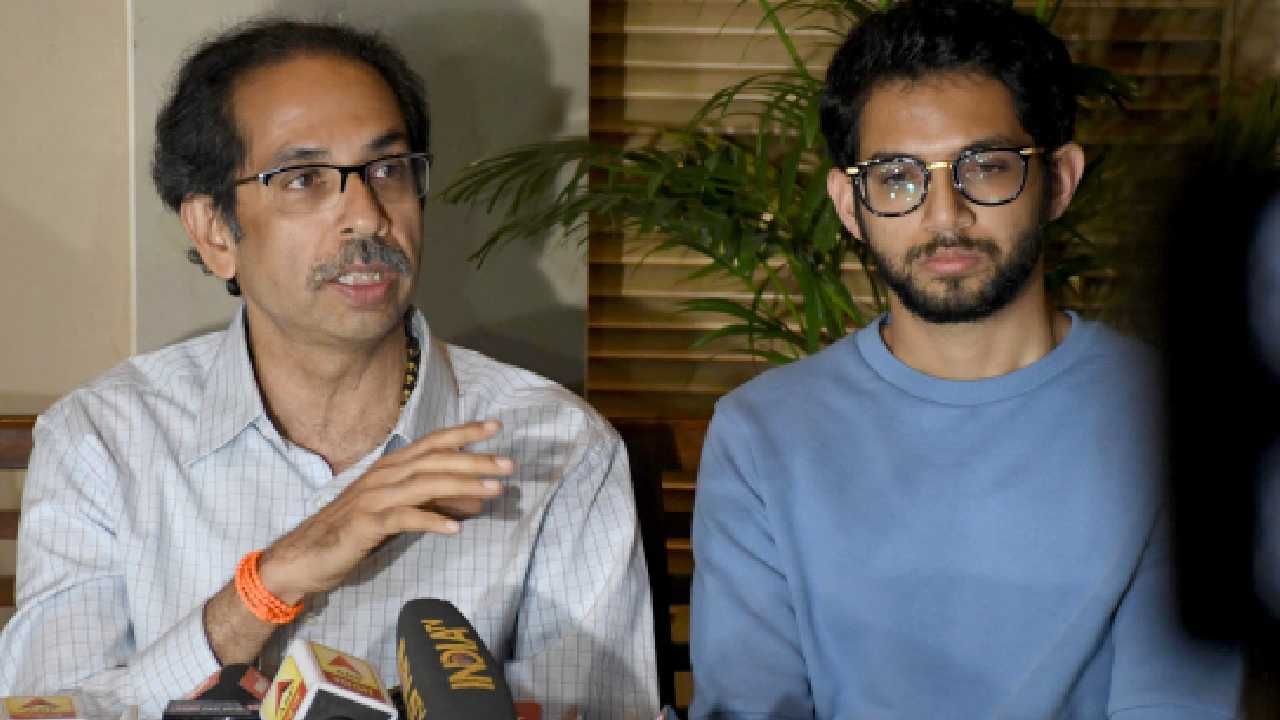 शिवसेना 'उबाठा'मध्ये घराणेशाही, कार्यकारणीत कार्यकर्त्यांना नव्हे तर नेत्यांच्या मुलांना संधी शिवसेना 'उबाठा'मध्ये घराणेशाही, कार्यकारणीत कार्यकर्त्यांना नव्हे तर नेत्यांच्या मुलांना संधी