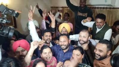 देशात असं पहिल्यांदाच घडलं... सुप्रीम कोर्टाकडून उमेदवार विजयी घोषित; महापौरपदाच्या निवडणुकीत मोठा ट्विस्ट