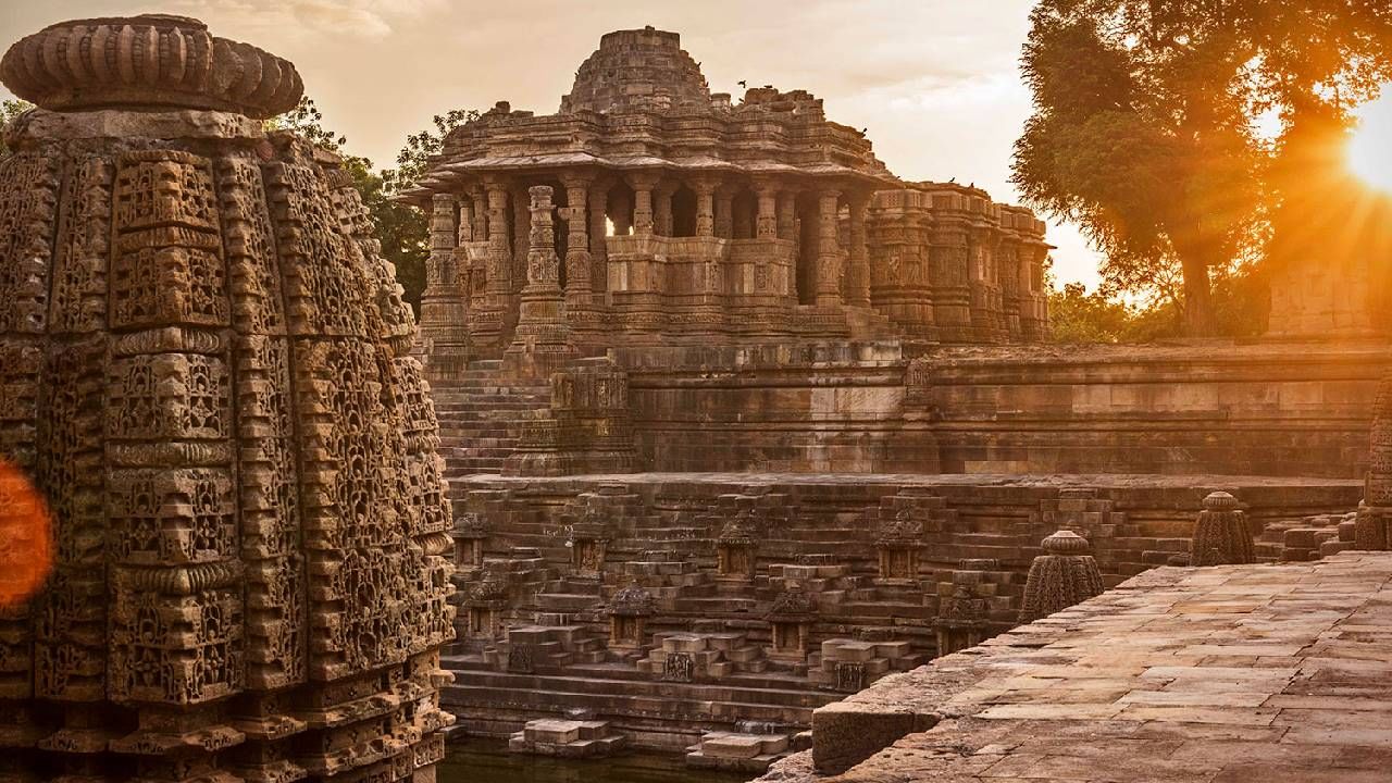 या एक हजार वर्ष जुन्या मंदिरात वर्षातून फक्त दोनदाच पोहचतात सूर्य किरणे, काय आहे रहस्य?