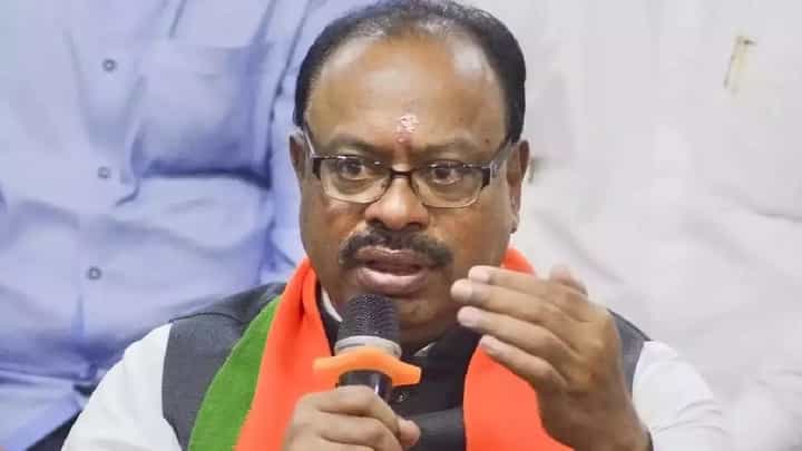 'जेवढे जेवढे लोक भाजपमध्ये येतील...,' काय म्हणाले चंद्रशेखर बावनकुळे 'जेवढे जेवढे लोक भाजपमध्ये येतील...,' काय म्हणाले चंद्रशेखर बावनकुळे