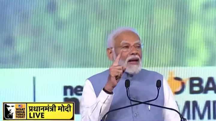 WITT Global Summit : पंतप्रधान नरेंद्र मोदी यांच्याकडून tv9 नेटवर्कच्या कामाचे कौतुक, म्हणाले... WITT Global Summit : पंतप्रधान नरेंद्र मोदी यांच्याकडून tv9 नेटवर्कच्या कामाचे कौतुक, म्हणाले...