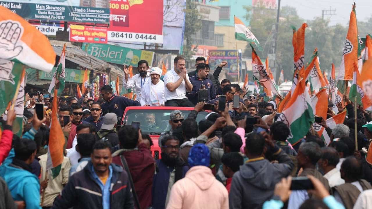 काँग्रेसची भारत जोडो न्याय यात्रा सध्या सुरु आहेत. या यात्रेच्या माध्यमातून राहुल गांधी लोकांशी संवाद साधत आहेत. त्यांच्या समस्या जाणून घेत आहेत.
