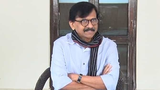 राष्ट्रवादी पक्ष आणि चिन्ह अजित पवार गटाला मिळल्यावर संजय राऊतांची पत्रकार परिषद लाईव्ह