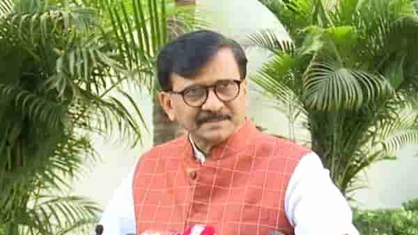 संजय राऊत यांची पंतप्रधान नरेंद्र मोदींवर टीका, ‘या’ नेत्यानं थेट काढली लायकी?