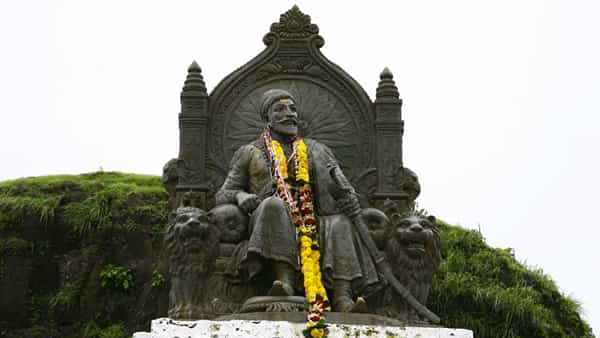 अभिजीत पोते, प्रतिनिधी- टीव्ही 9 मराठी, पुणे | 18 फेब्रुवारी 2024 : अवघ्या देशाचं आराध्य दैवत छत्रपती शिवाजी महाराज यांची उद्या जयंती आहे. त्या निमित्त ठिकठिकाणी कार्यक्रमाचं आयोजन करण्यात आलं आहे.