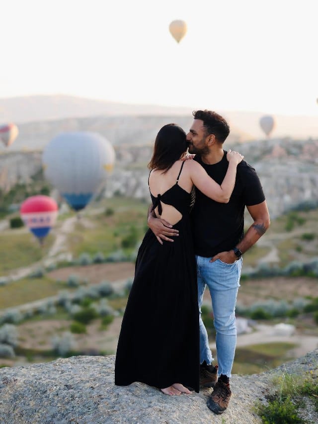 ‘या’ देशात सोनालीने साजरा केला व्हॅलेंटाईन डे, नवऱ्यासोबतच्या पोजची होतेय चर्चा