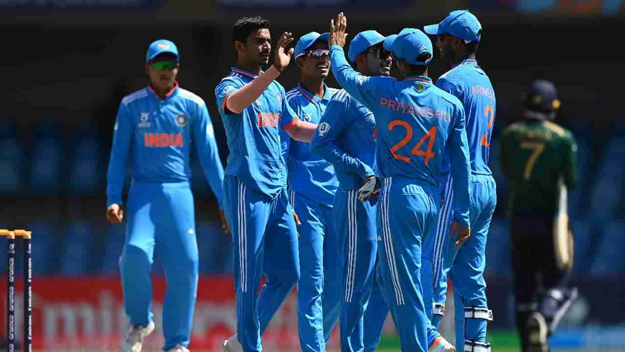 U19 WC IND vs SA : सेमीफायनलमध्ये टॉसनंतर कर्णधार सहारनने स्वीकारली गोलंदाजी , कारण...