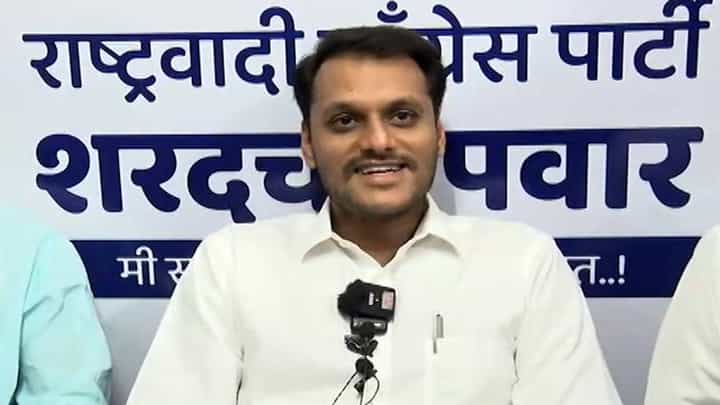 शरद पवार म्हणतील तसं... नातवाचा आजोबांना फुल्ल सपोर्ट, युगेंद्र पवार यांचे सूचक वक्तव्य काय? शरद पवार म्हणतील तसं... नातवाचा आजोबांना फुल्ल सपोर्ट, युगेंद्र पवार यांचे सूचक वक्तव्य काय?