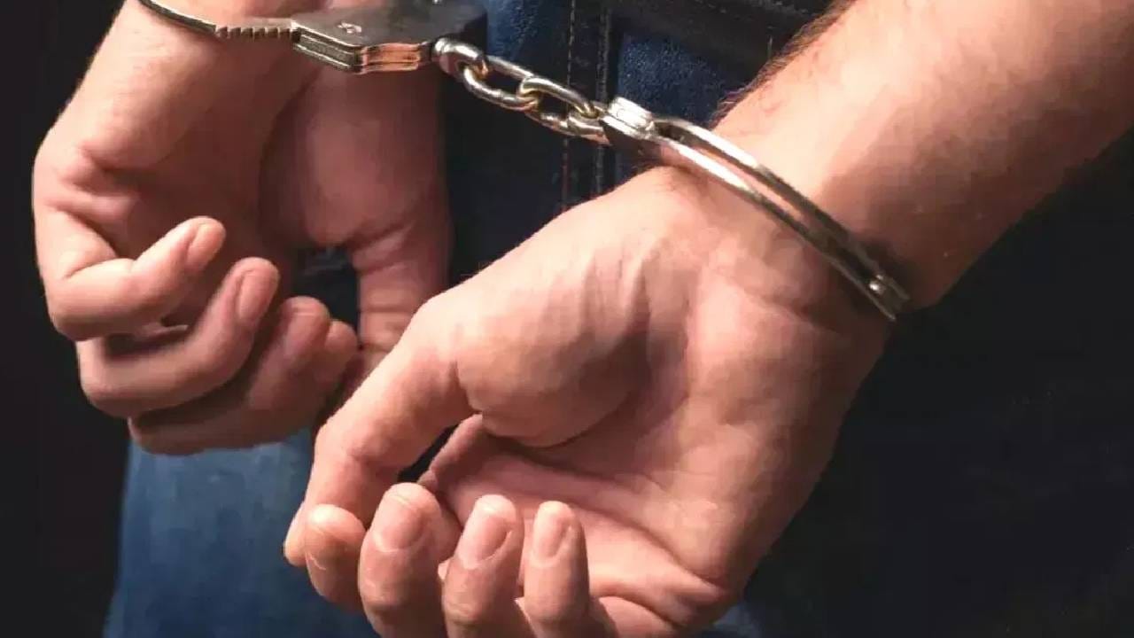 प्रॉपर्टीच्या वादातून नातवांनी वृद्ध आजीलाच संपवलं, आईचीही मुलांना गुन्ह्यात साथ